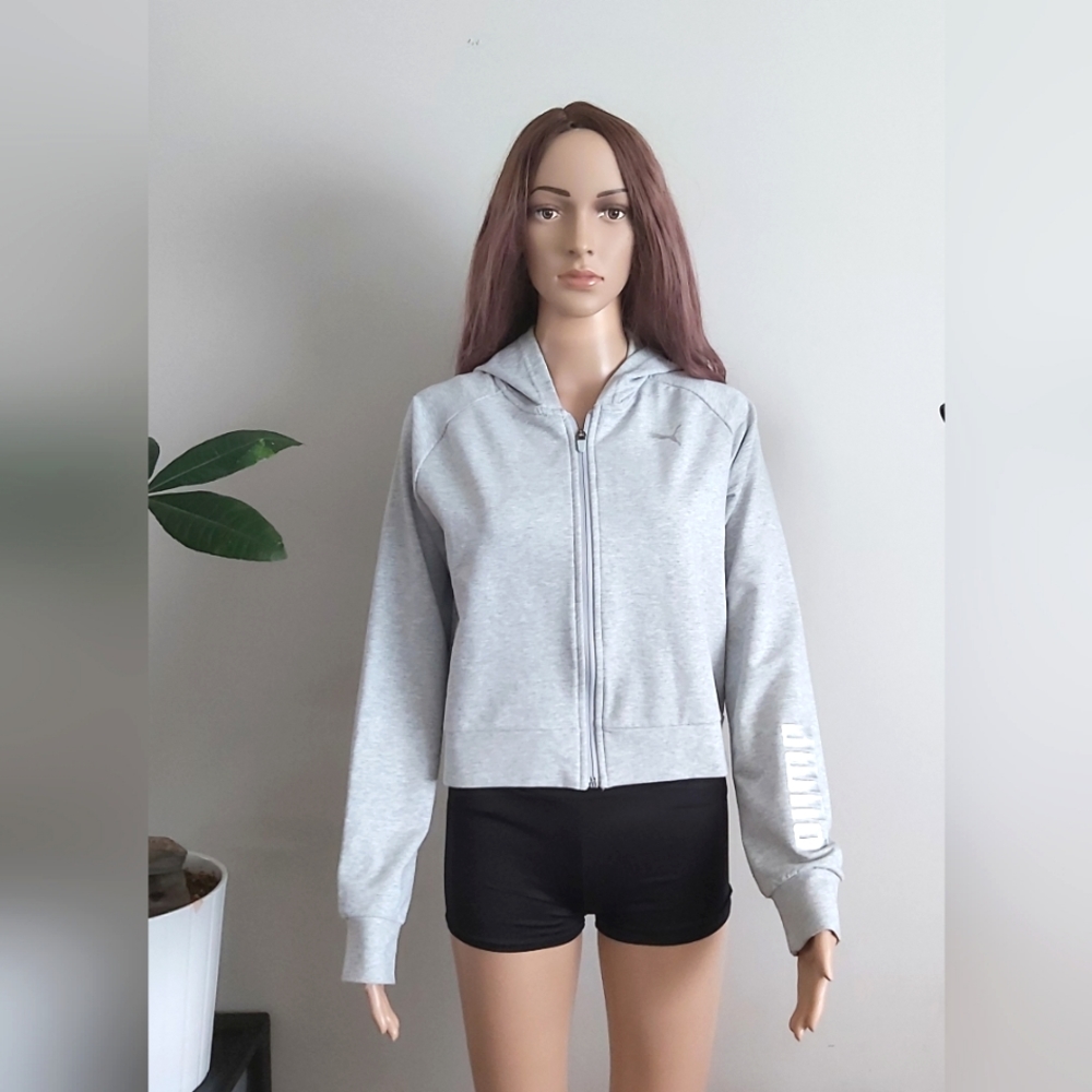 NWOT Puma gray hooded crop sweatshirt